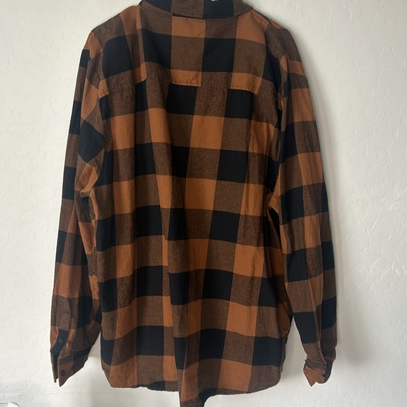 Black and brown men’s polo - Picture 2 of 3